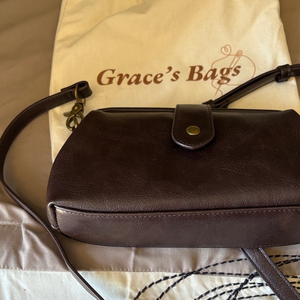 Brown Leather Women’s Crossbody